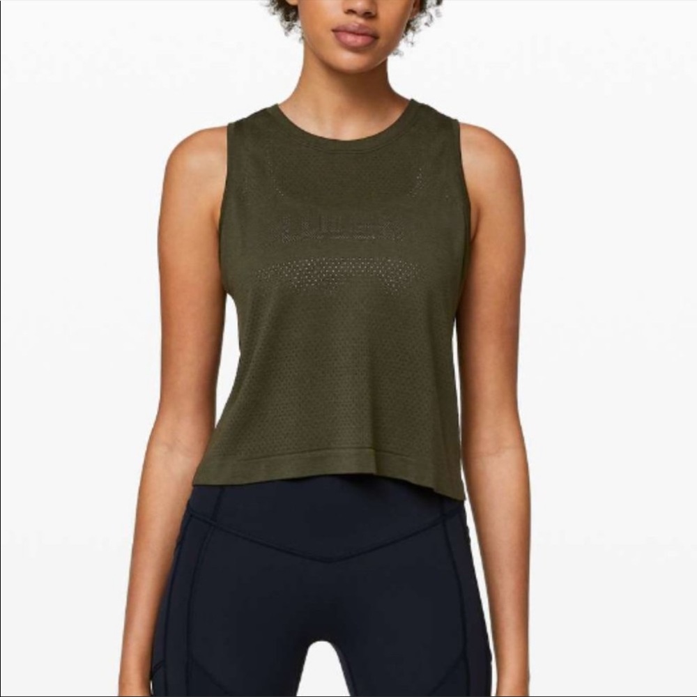Lululemon Breeze By Muscle Crop Tank